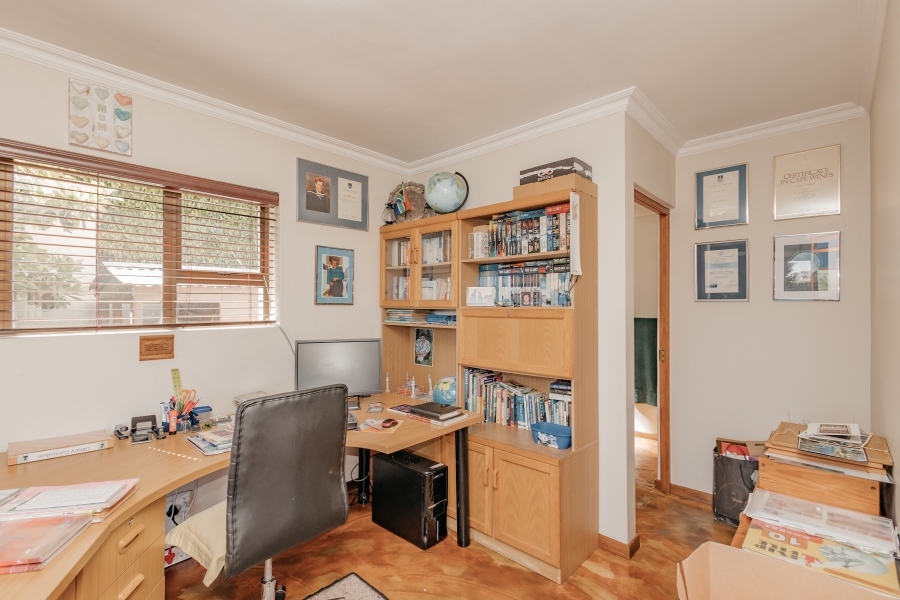4 Bedroom Property for Sale in Welgedacht Western Cape